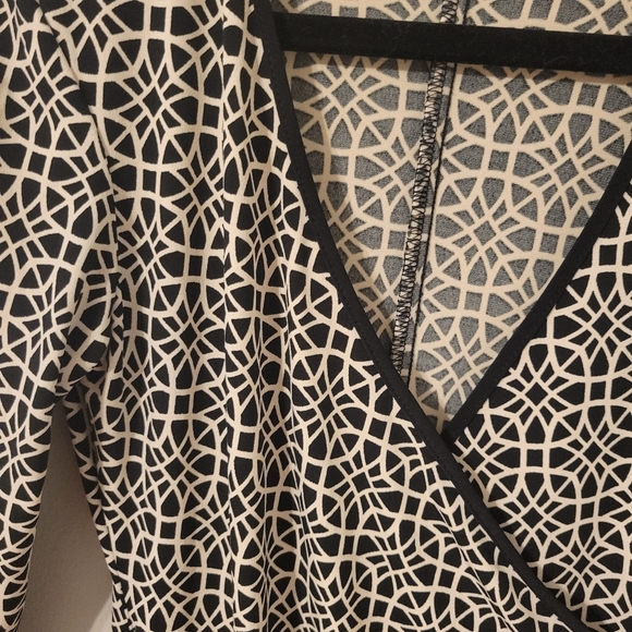 City Triangles Vintage Black And Cream Babydoll V-Neck Wrap Dress. Y2k Size M - Picture 7 of 9